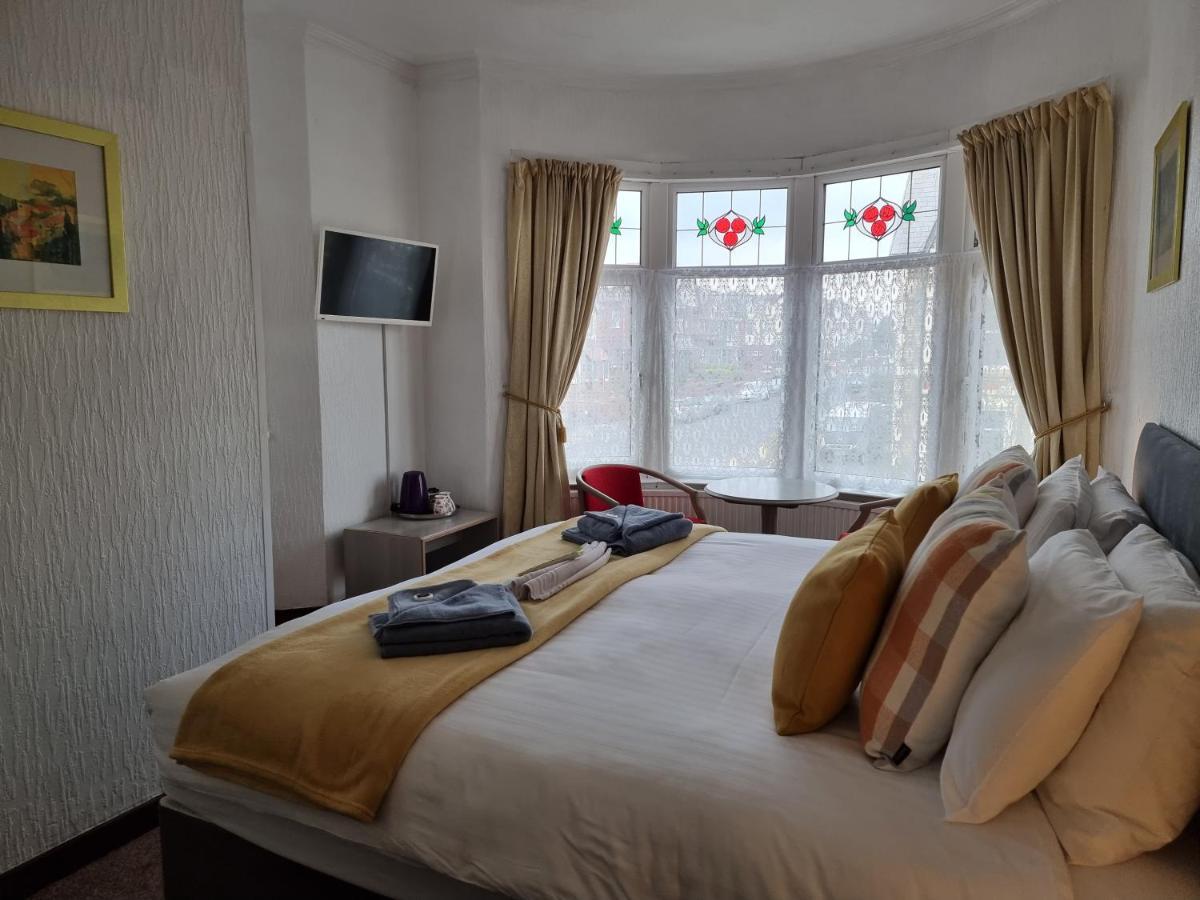 Collingwood Hotel Blackpool Bagian luar foto