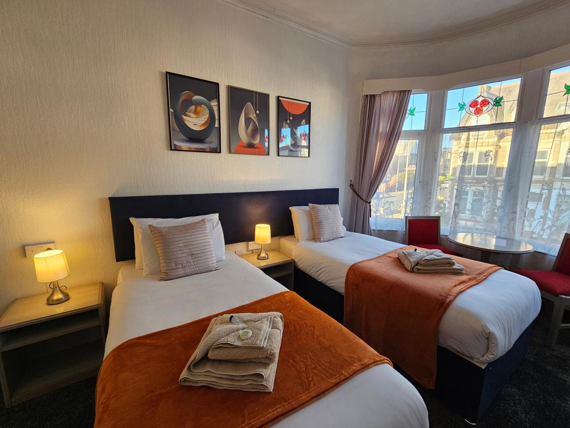 Collingwood Hotel Blackpool Bagian luar foto