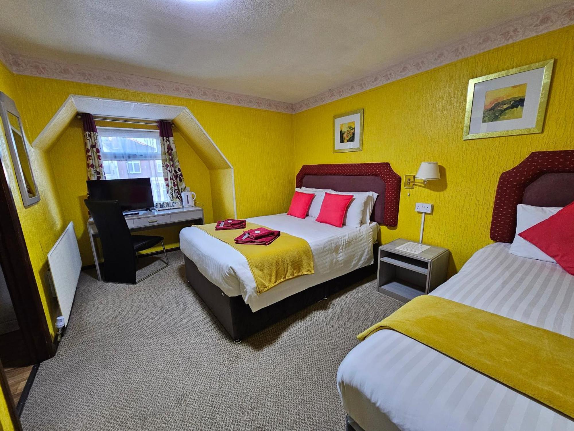 Collingwood Hotel Blackpool Bagian luar foto