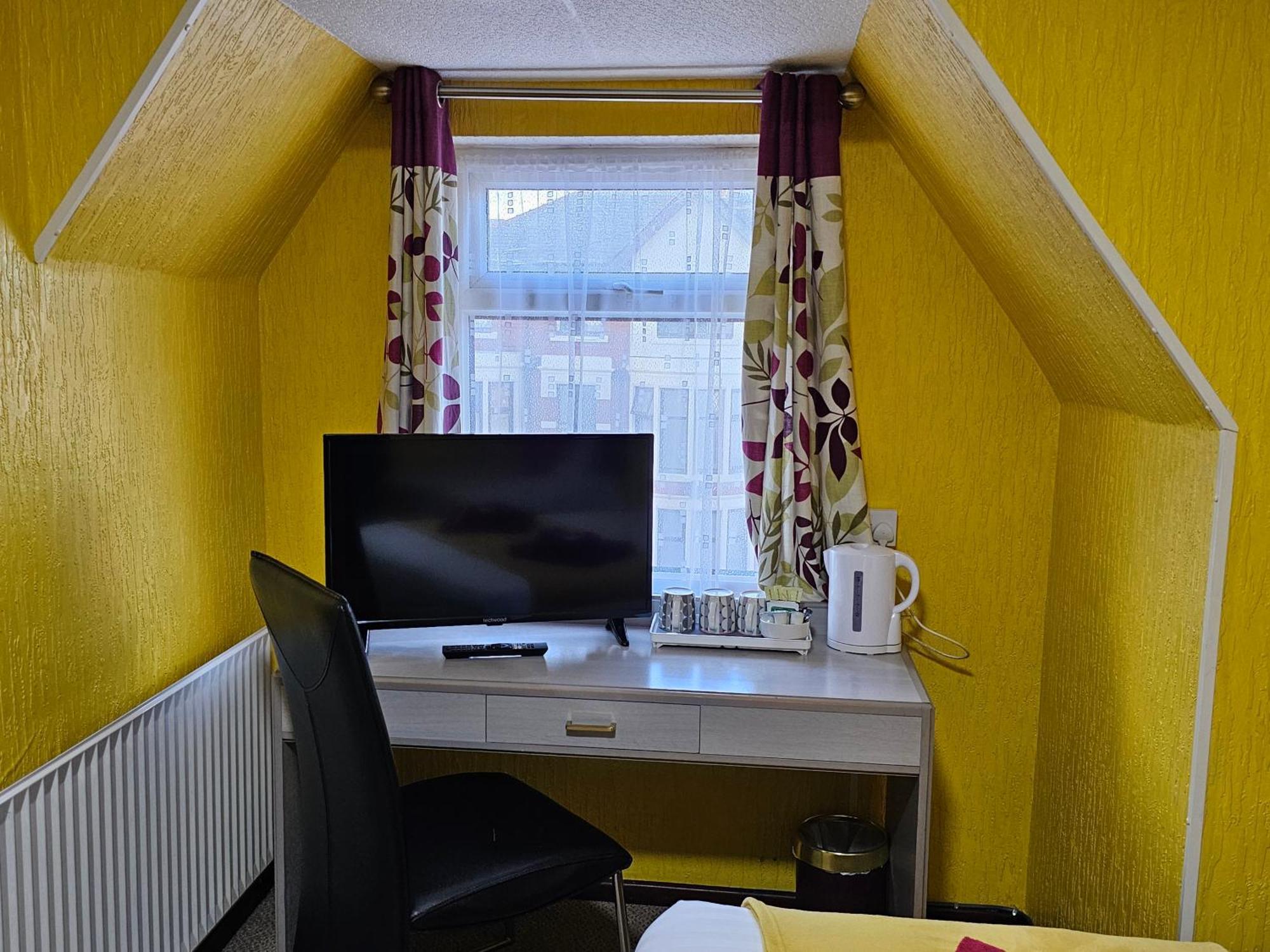 Collingwood Hotel Blackpool Bagian luar foto